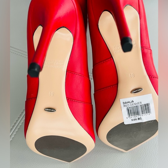 New!Tony Bianco DAHLIA
OVER THE KNEE LEATHER + FABRIC STRETCH BOOT
RED Size 8.5 - Picture 3 of 15